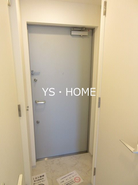 ZOOM中野坂上 玄関