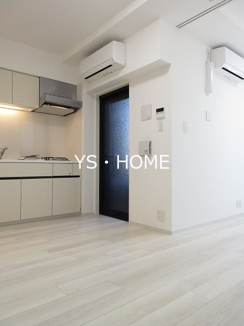 ZOOM中野坂上 リビング