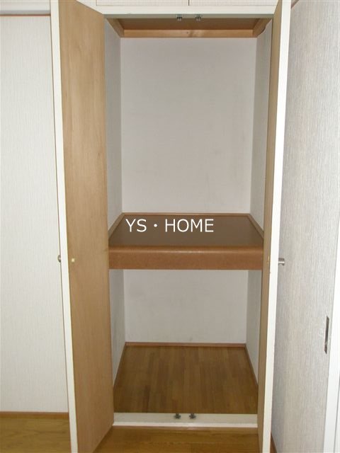 ノイエスハウゼス その他4