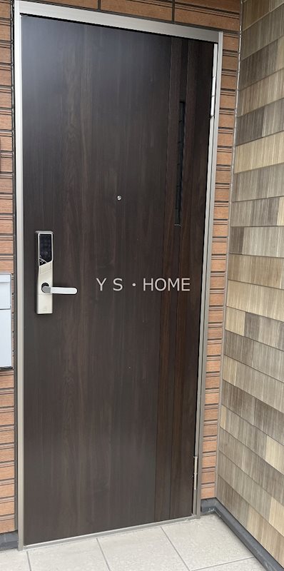 グランシャリオ 玄関