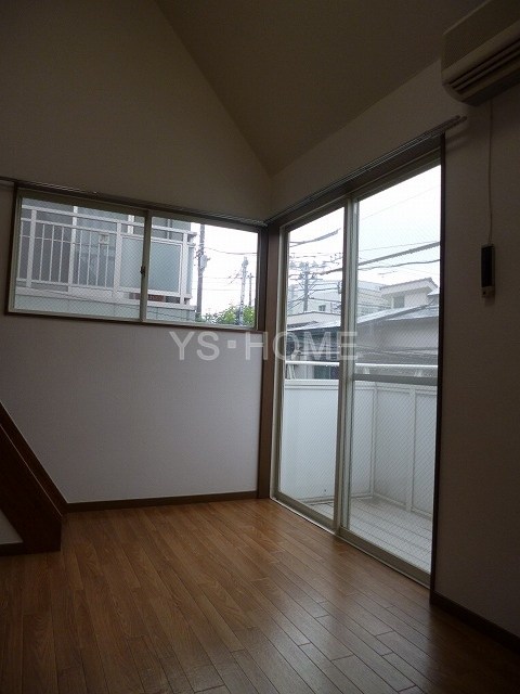 アムール阿佐ヶ谷弐番舘 リビング