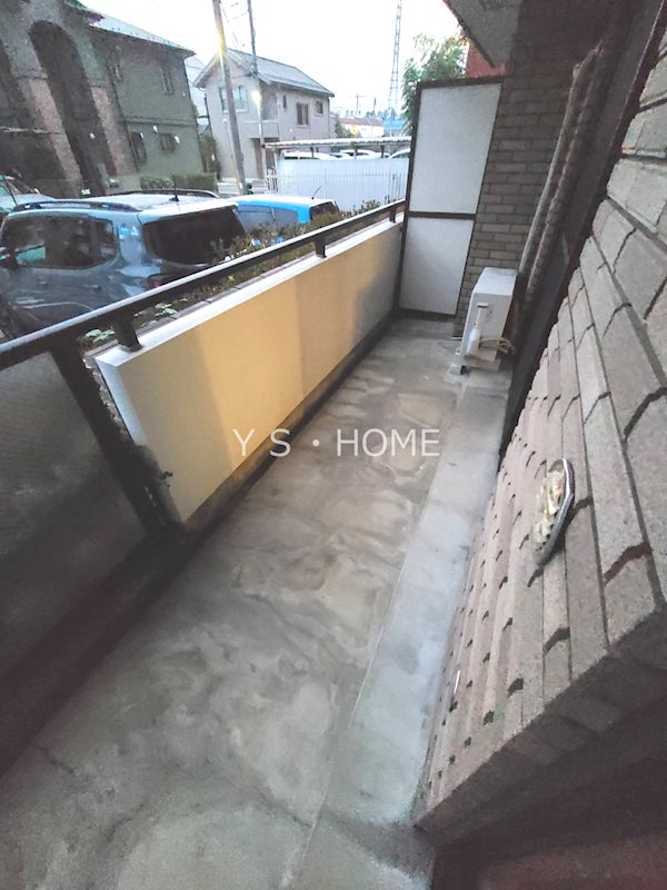 ルネッサンス国立 ベランダ