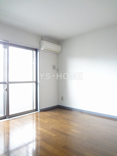 アゼリアシミズ リビング