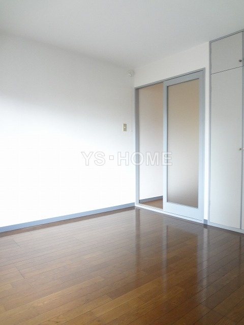 アゼリアシミズ ベッドルーム