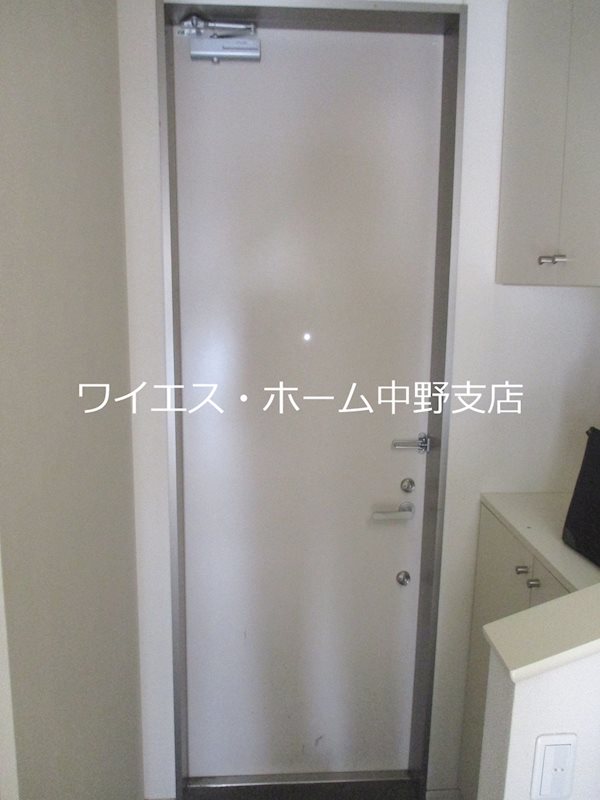 園部テラスハウス  玄関