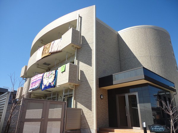 ア　ディンプル　  外観