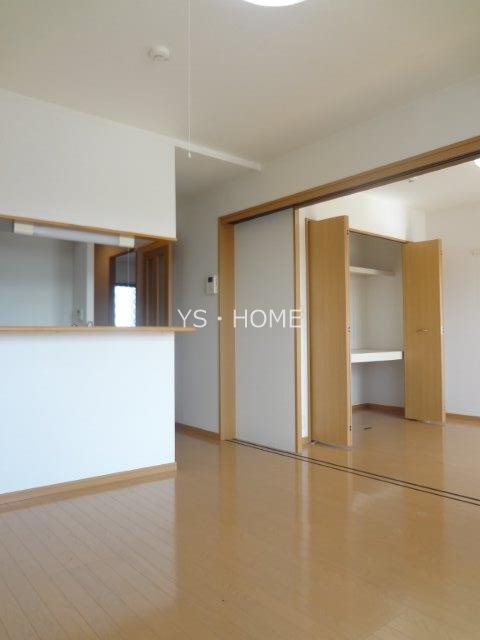 ア　ディンプル　  リビング