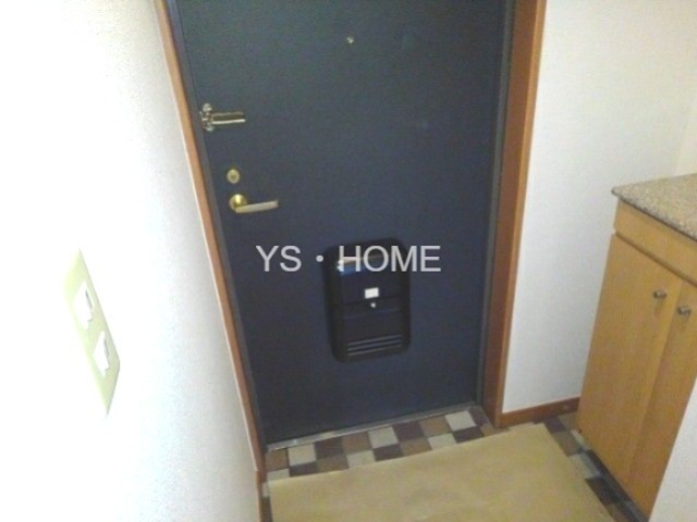 フォレスト光  玄関