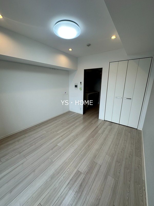 ラティエラ中野 リビング