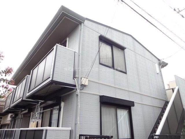 ピエーナ・シェリー 外観