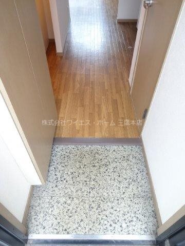 ピエーナ・シェリー 玄関