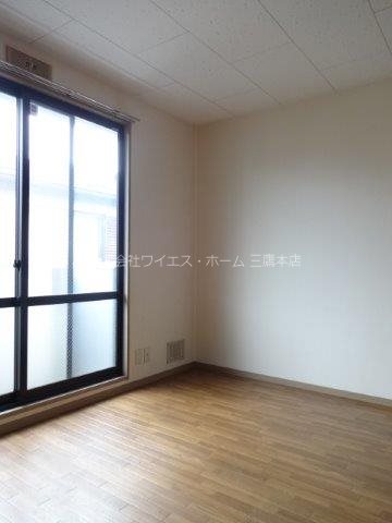 ピエーナ・シェリー その他8