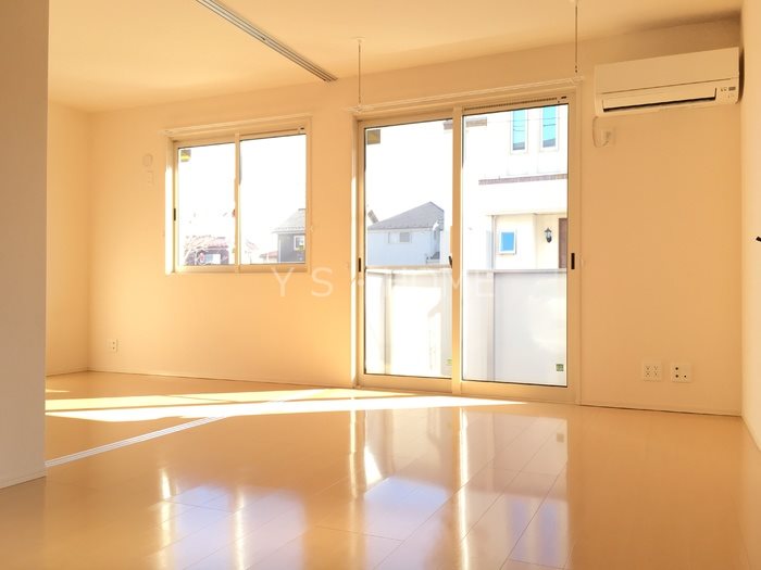 ソレアード B棟  リビング