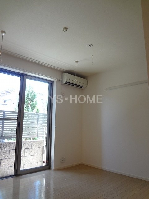 コンフォール ベッドルーム