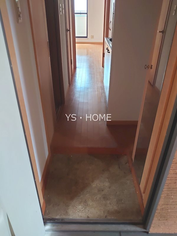 West　Village弐番館 玄関