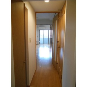 サンティール三鷹サウスウィング 玄関