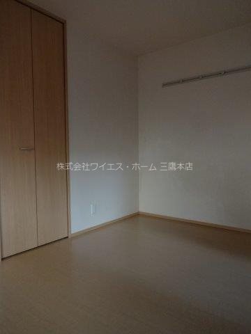 メゾン　シェーヌ ベッドルーム