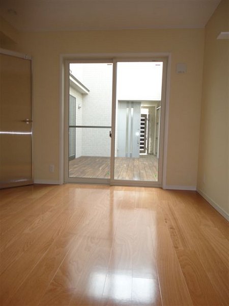 エコリビングステージ小金井  ベッドルーム