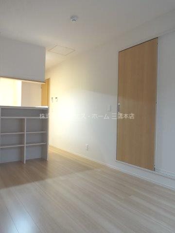 シェーヌ リビング