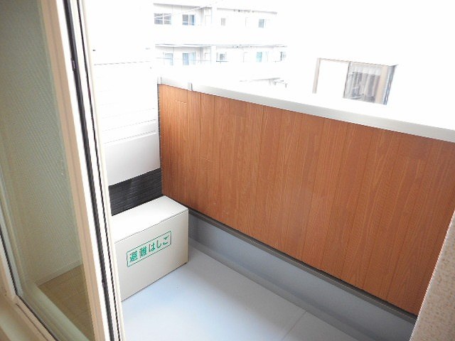 ブルースターガーデン ベランダ