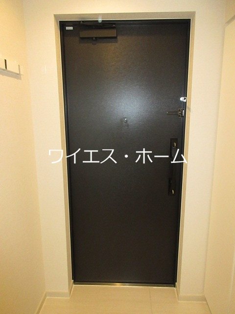 コンフォリア新中野  玄関
