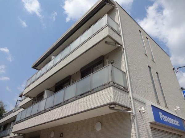 クレアトゥール　 外観