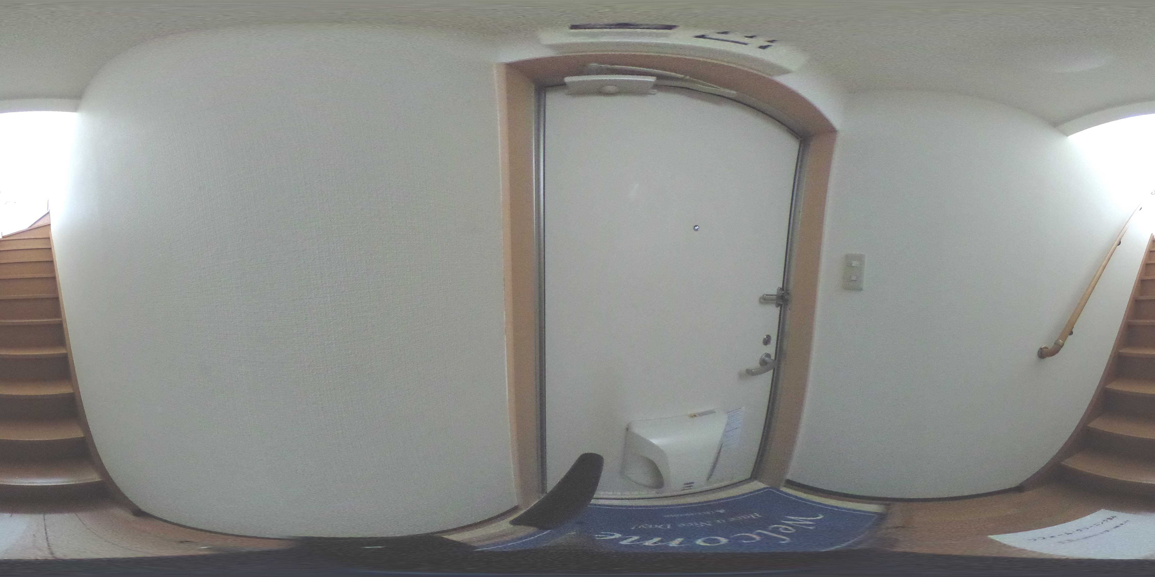 セレ下井草 玄関