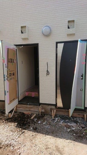 ラフィネ東小金井 玄関