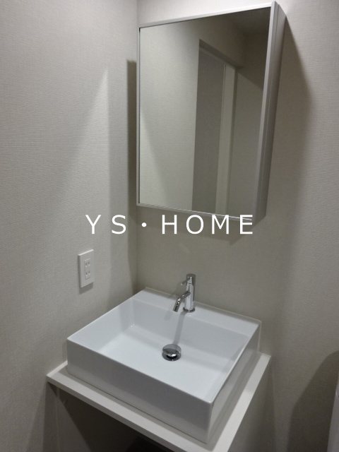 RITS SEKIMACHI その他2