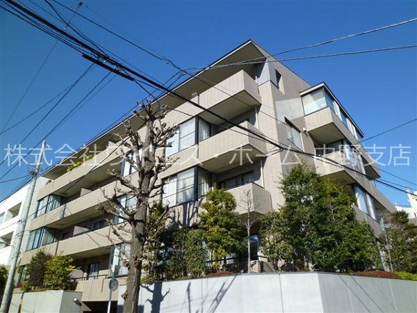クリスタルコート 外観