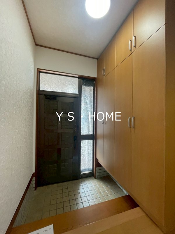 益岡貸家 玄関