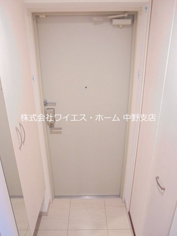 ウェルデンス江古田 玄関