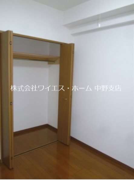 ベッドルーム