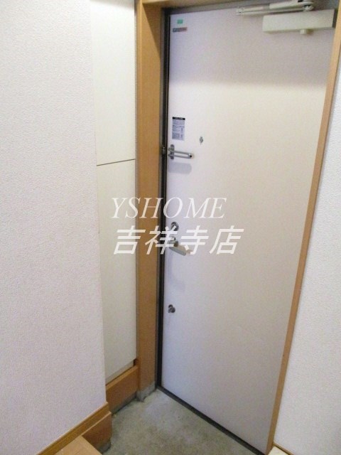 ＧＥＮＥＳＩＳ吉祥寺 玄関