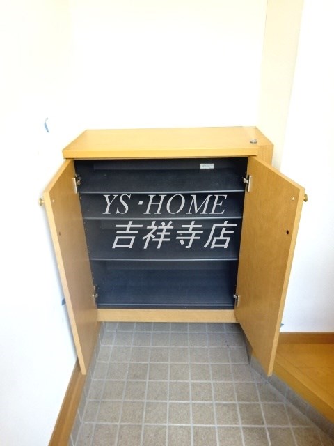 エスポワール立野C棟 玄関