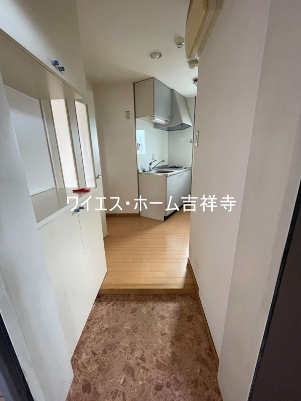 ボナールKG 玄関
