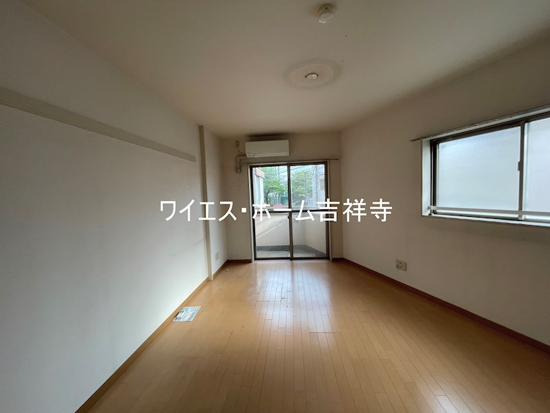 ボナールKG リビング