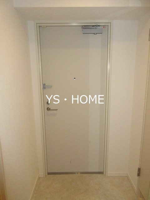 イーストングレイス   玄関
