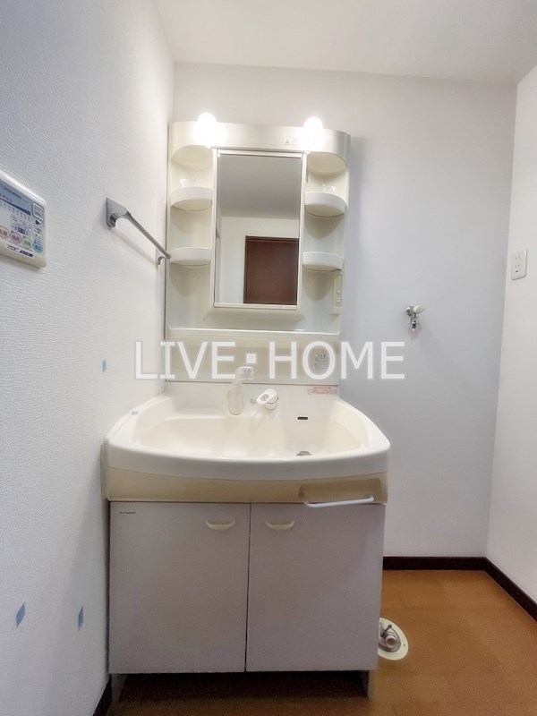 その他32