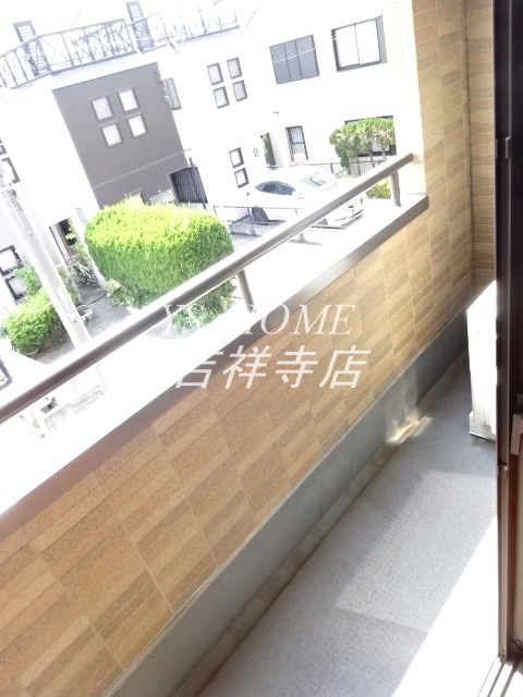 ブライト井の頭B棟 ベランダ