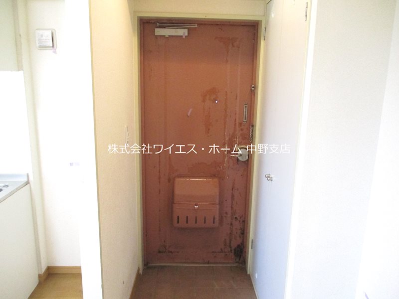 パレスアンドーラ 玄関