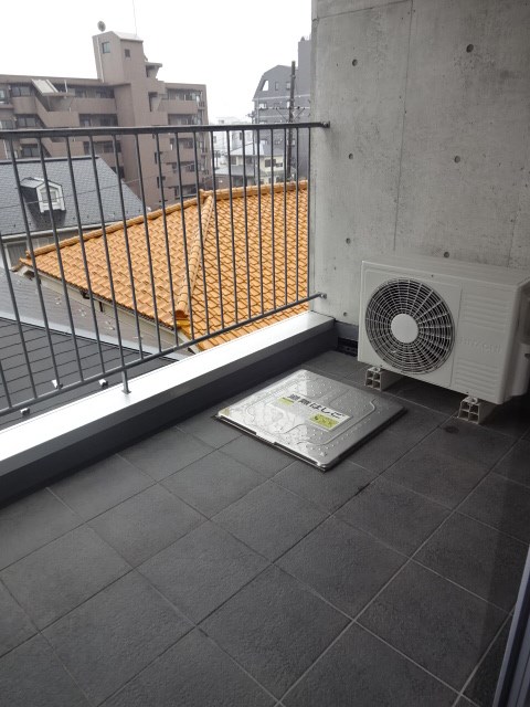 Ombrage ベランダ