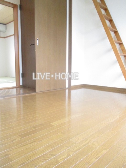 その他13
