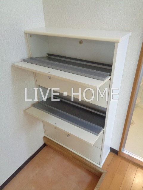 その他13