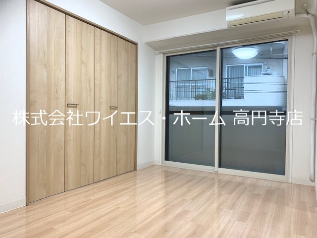 ベッドルーム