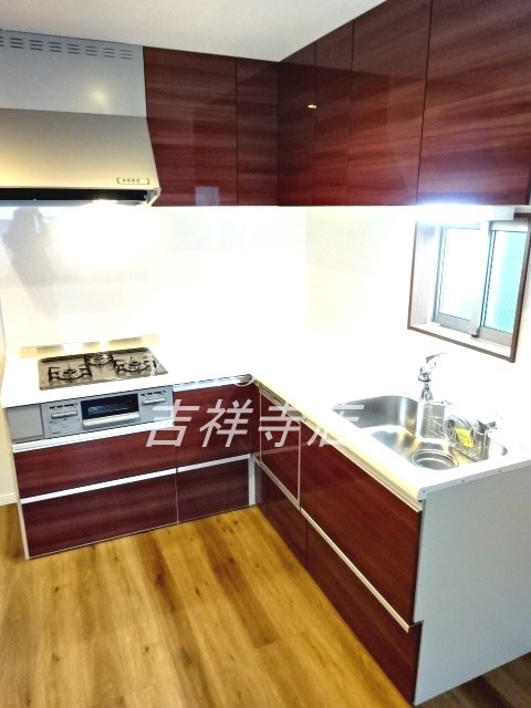 グランド西久保3丁目戸建 キッチン