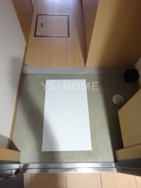 リバーサイドシャイン 玄関