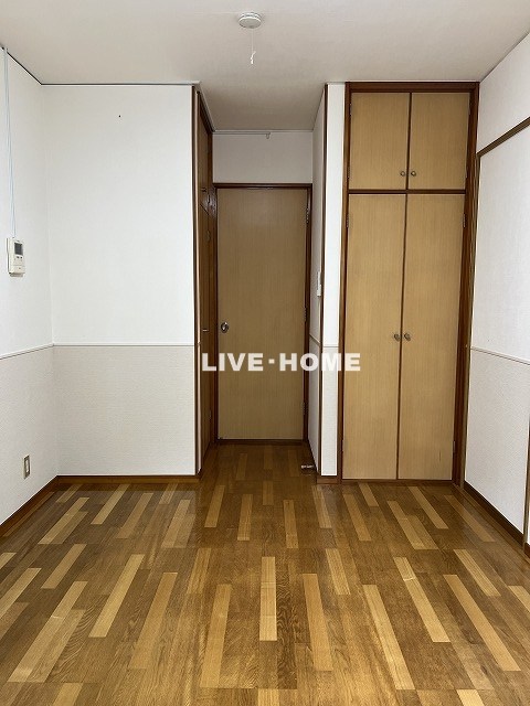 ベッドルーム