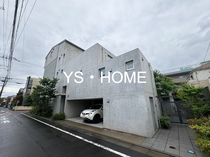 KOMORE bldg 外観