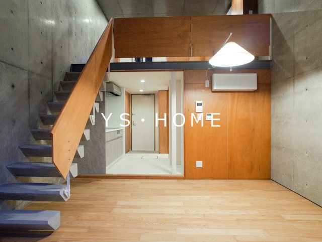 KOMORE bldg リビング